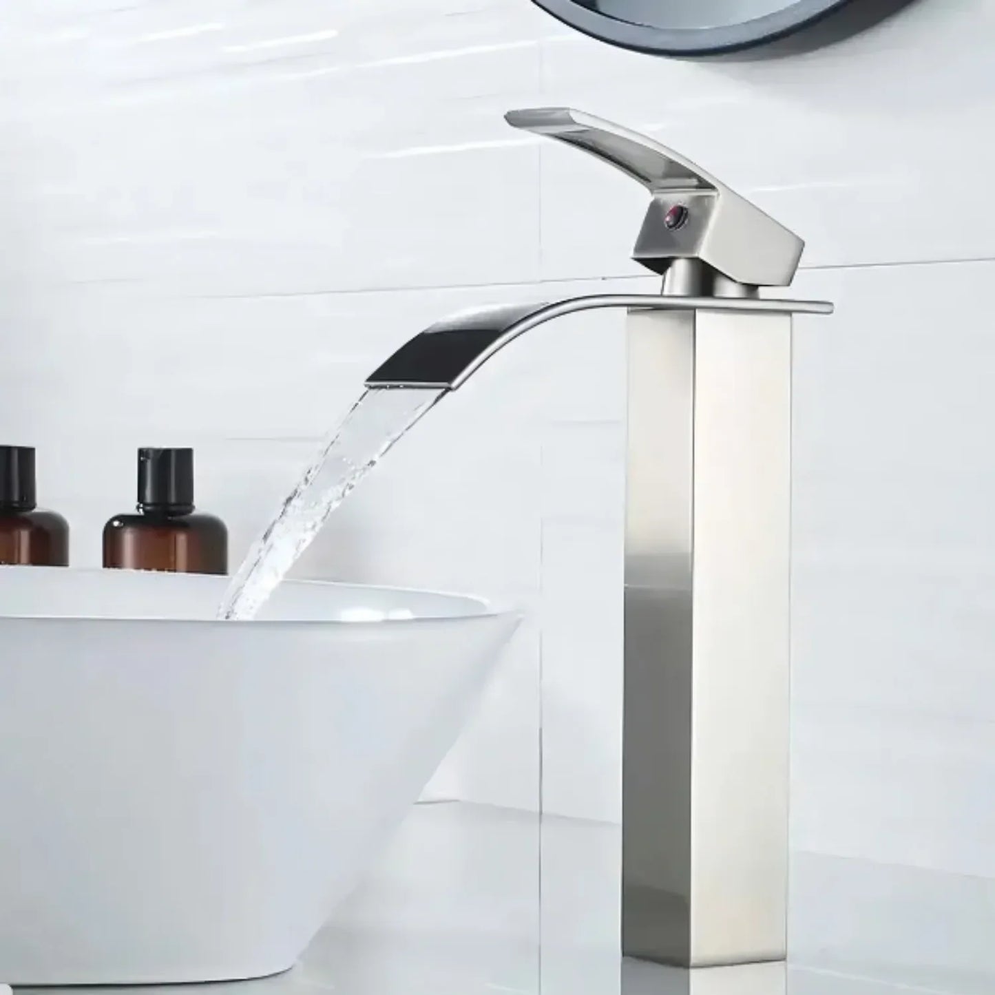 Grifo lavamanos monocontrol cascada alto acero 304 - Aqua center 
