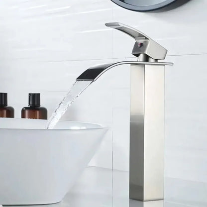 Grifo lavamanos monocontrol cascada alto acero 304 - Aqua center 